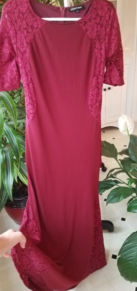 Dark Red Long Formal - Picture 1 of 4